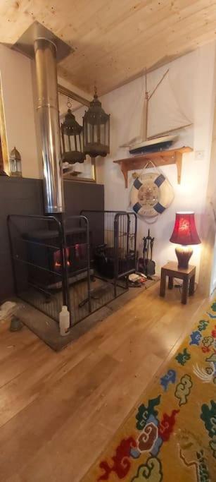 Captain Tom'S. A Cosy Wee House In Lochinver . Bagian luar foto