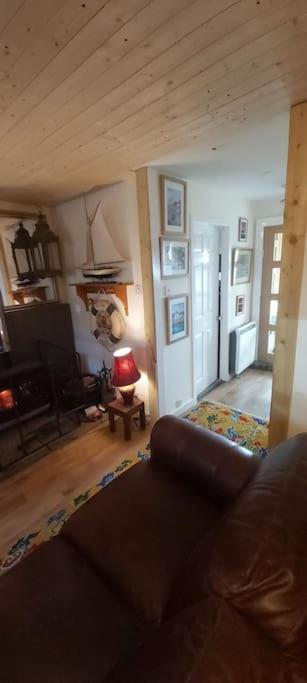 Captain Tom'S. A Cosy Wee House In Lochinver . Bagian luar foto